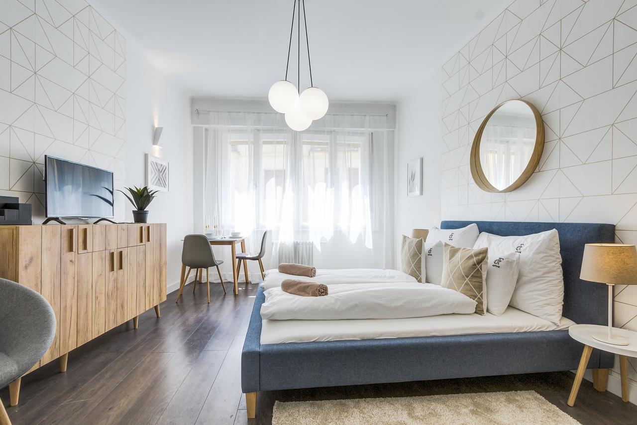 Апартаменты D.Five Harmony Studio At Vaci Street Будапешт Экстерьер фото