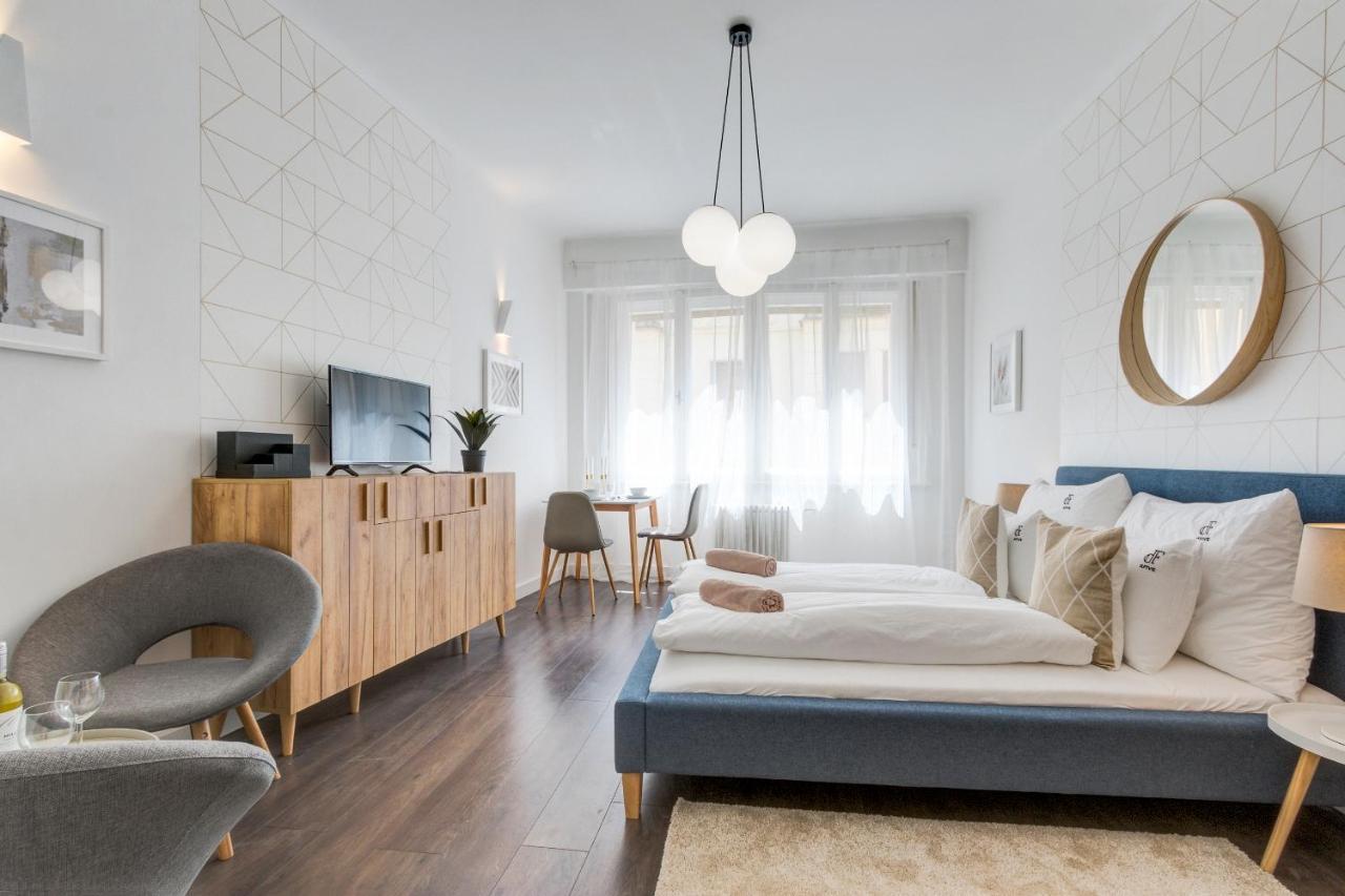 Апартаменты D.Five Harmony Studio At Vaci Street Будапешт Экстерьер фото