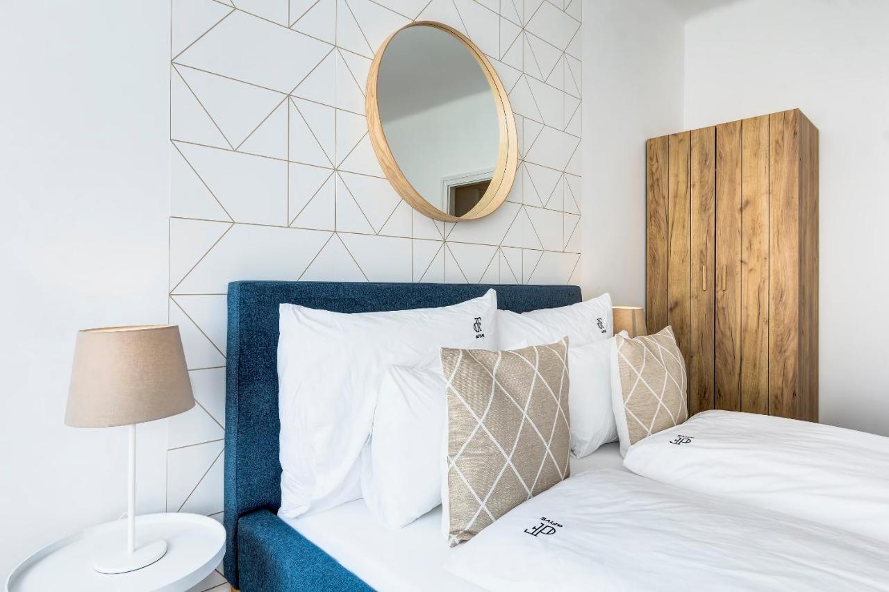 Апартаменты D.Five Harmony Studio At Vaci Street Будапешт Экстерьер фото